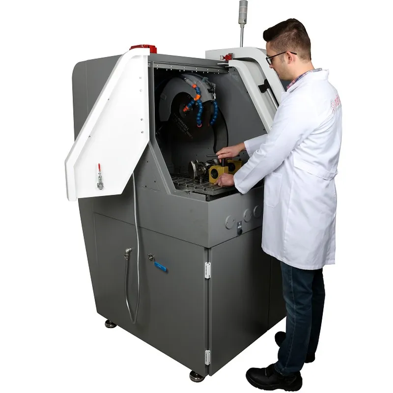 Cortadora Metalográfica METKON para Corte de 130 até 150 mm Cortadora Metalográfica METKON para Corte de 130 até 150 mm